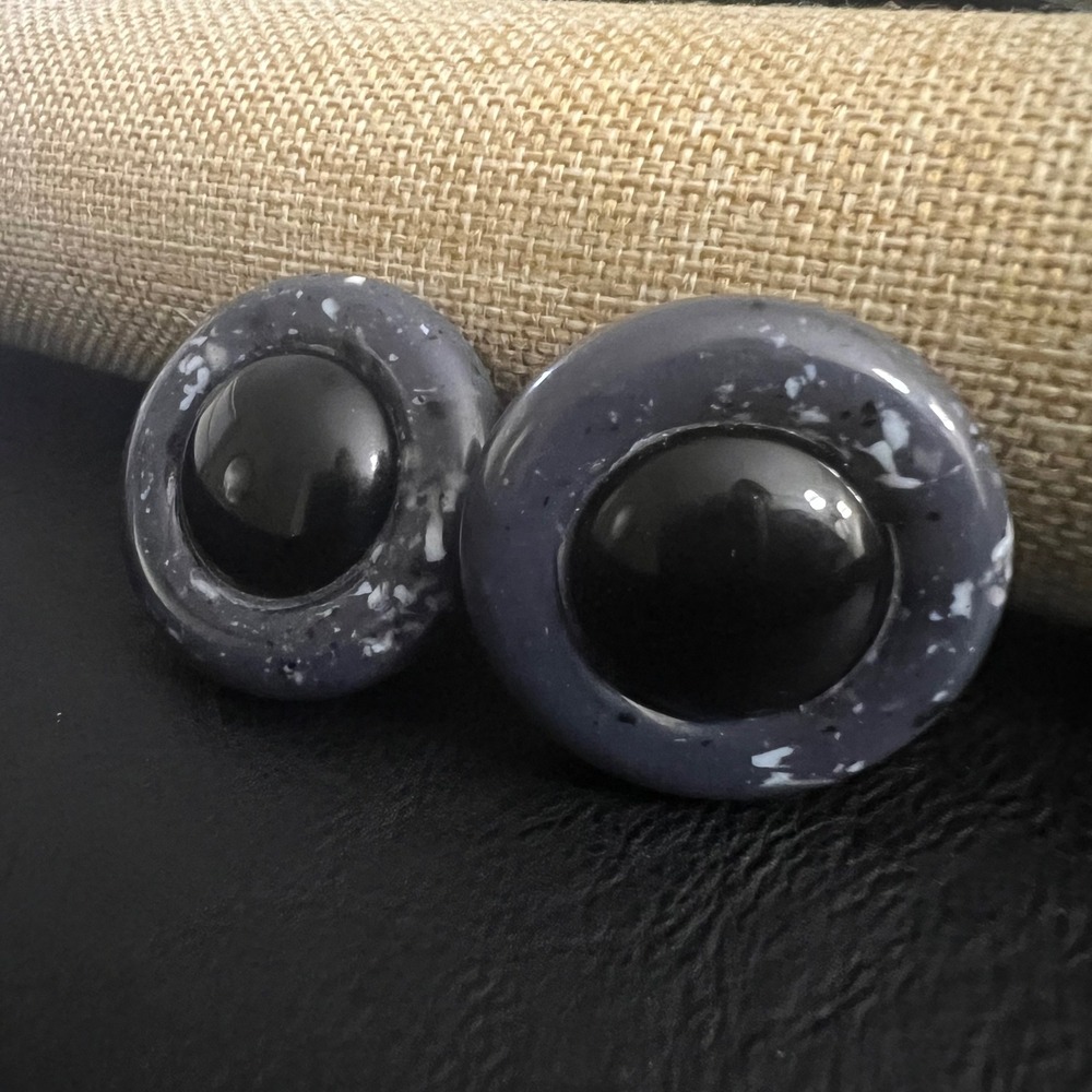 Vintage Grey Mottled Lucite Clip On Chunky Button Earrings 1.25" Dark Academia